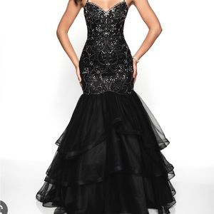 BLACK MERMAID PROM DRESS